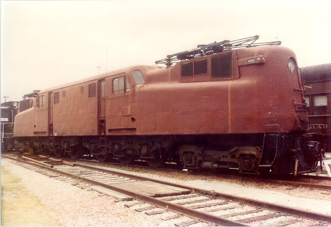 GG1 TX RR Museum 7-18-92.jpg