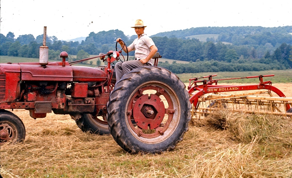 Haying 1972r (1).jpg