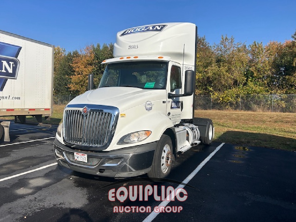 2019 INTERNATIONAL RH613 SINGLE AXLE DAY CAB (A54607)