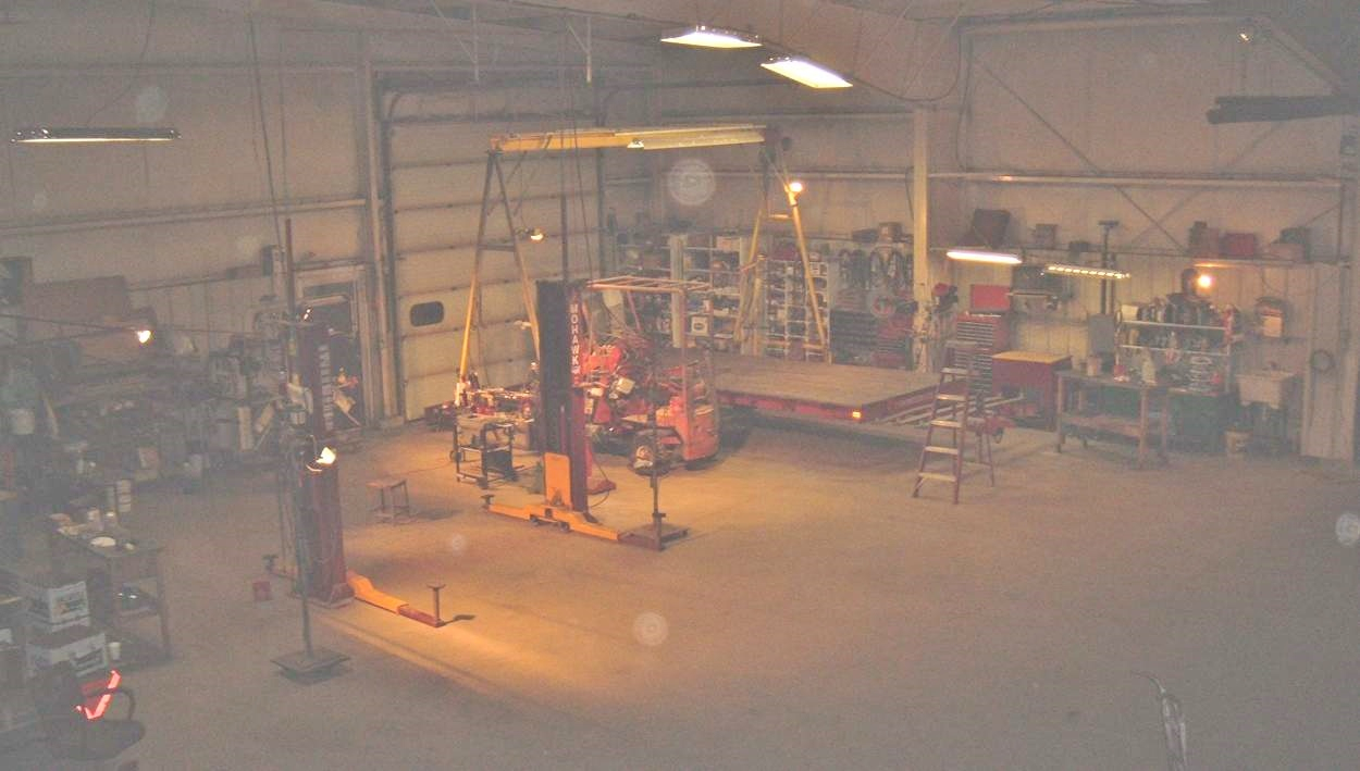 hoist tractor bay.JPG