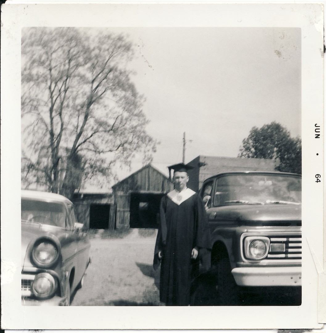 HS Grad-Oleh'64.jpg
