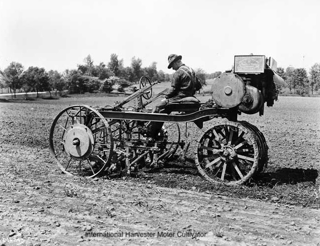IHmotorcultivator.jpg