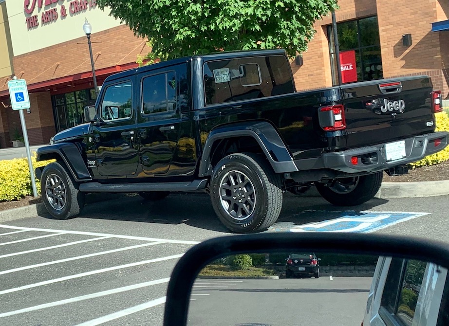 jeep-pickup.jpg
