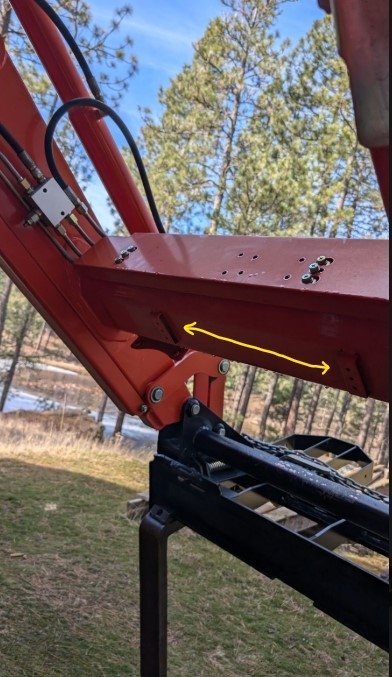 kl7320-loader-bracket-2.jpg
