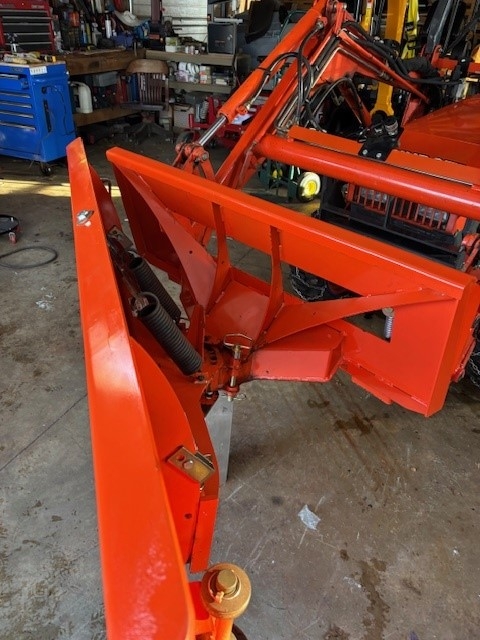 Kubota B2763 2.jpg
