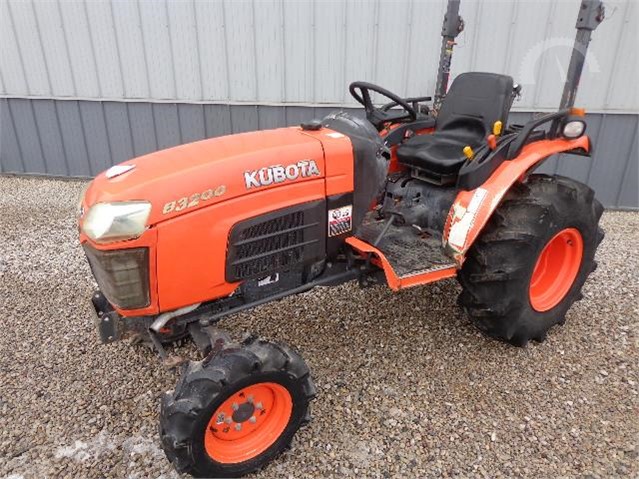 Kubota B3200.jpg