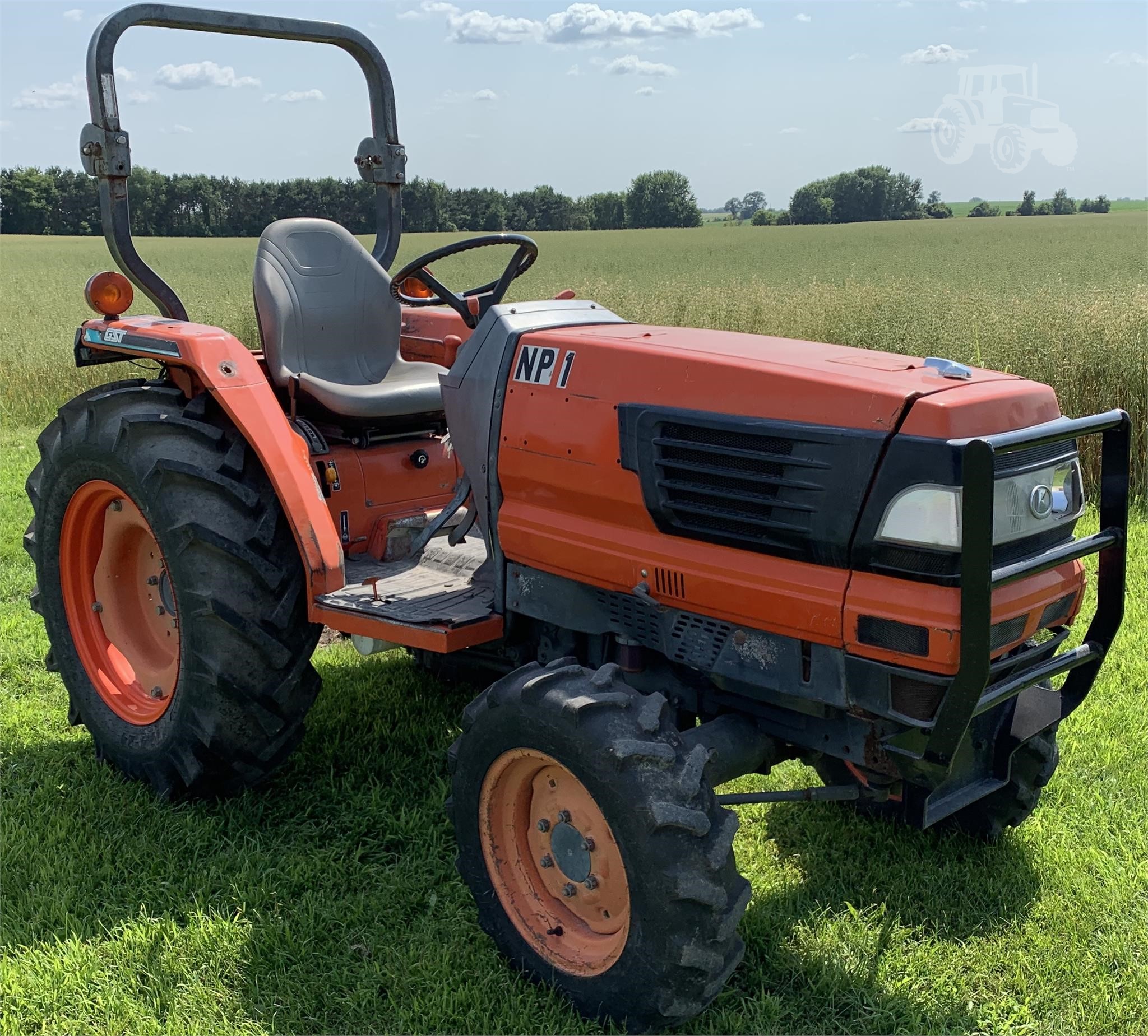 Kubota L3010.jpg