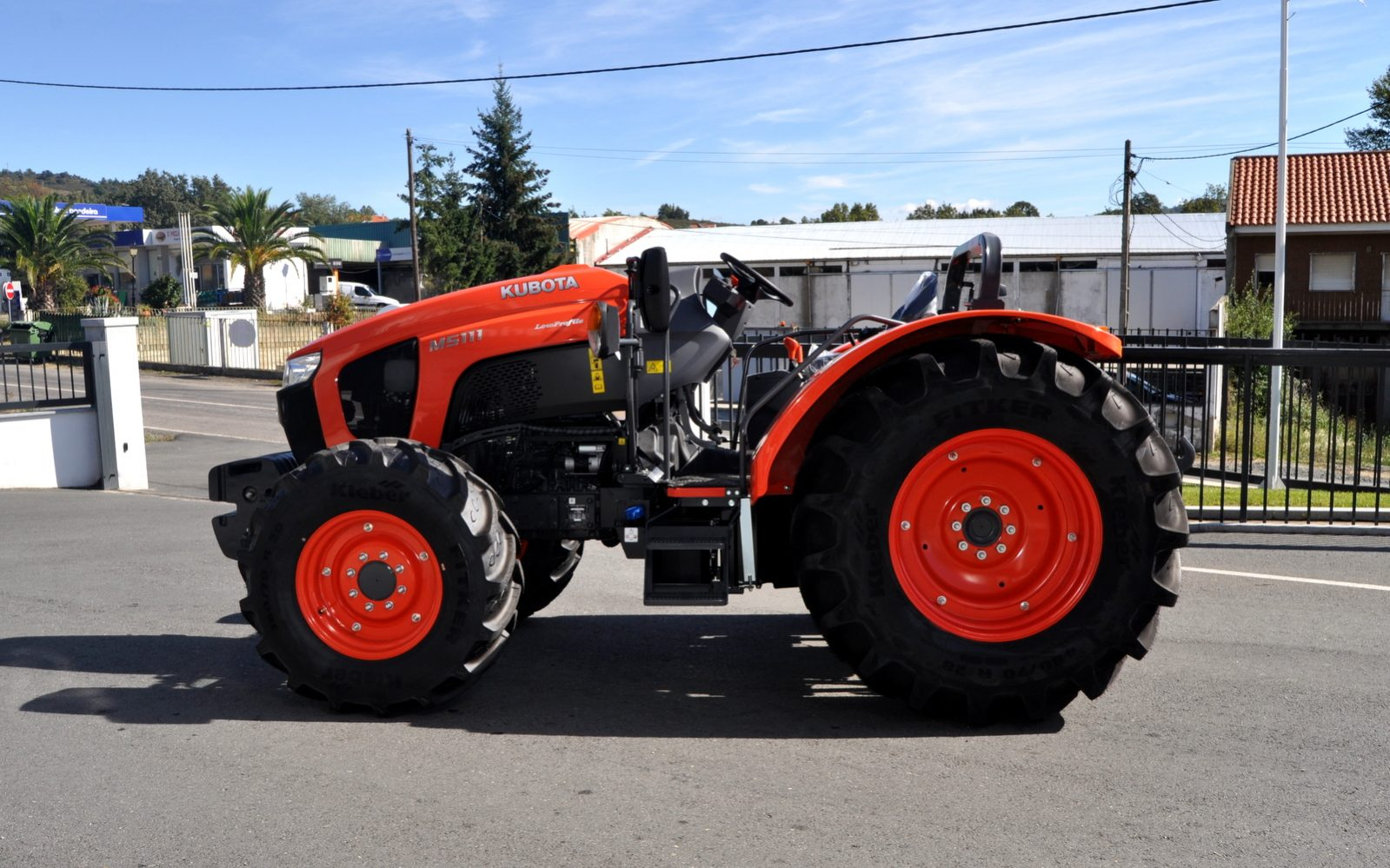 KUBOTA-M5111-LP-10-1599x999.jpg