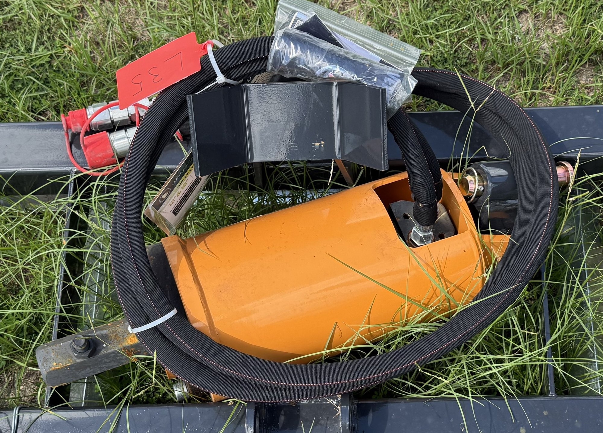 NEW Wolverine Skid Steer Drive and Augers (A53002)