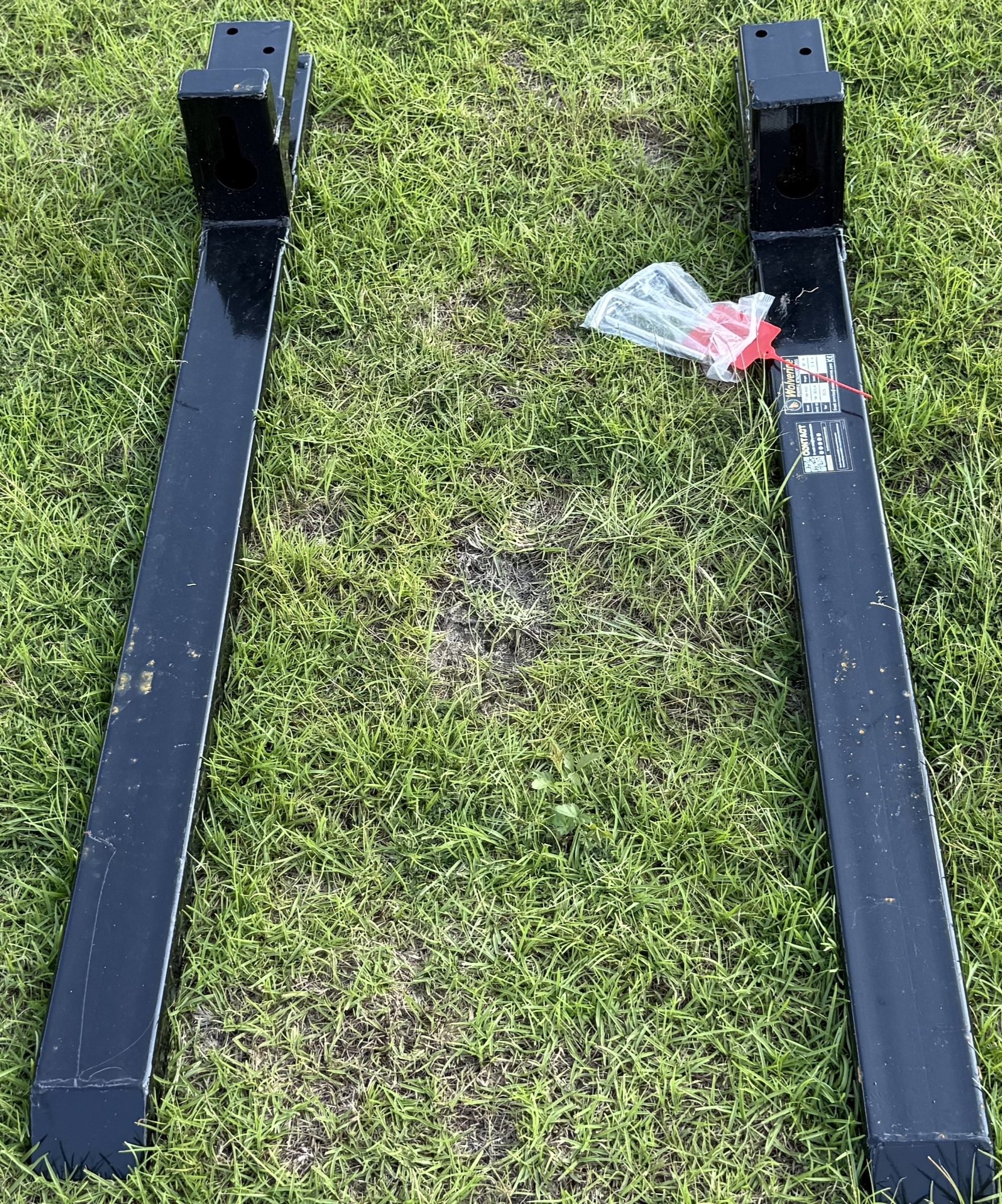 NEW Skid Steer Bolt on Hay Forks (A53002)
