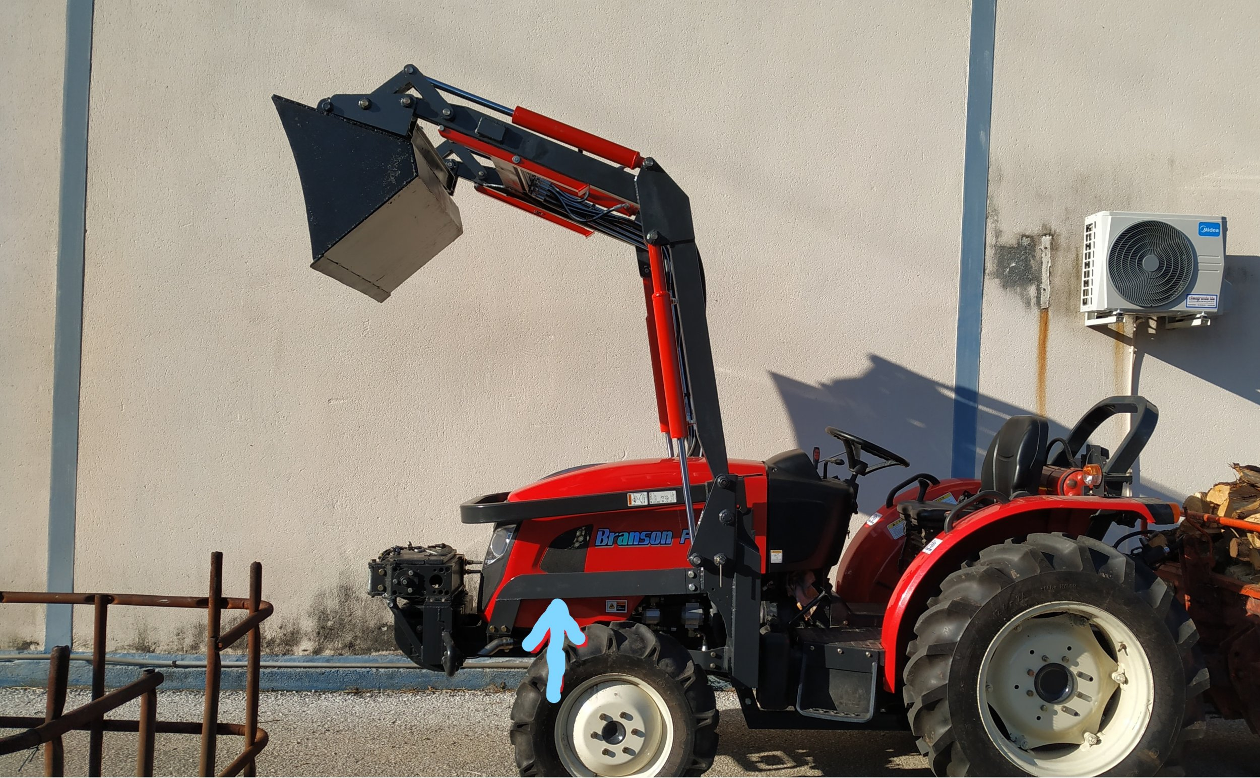 loader branson (2).jpg