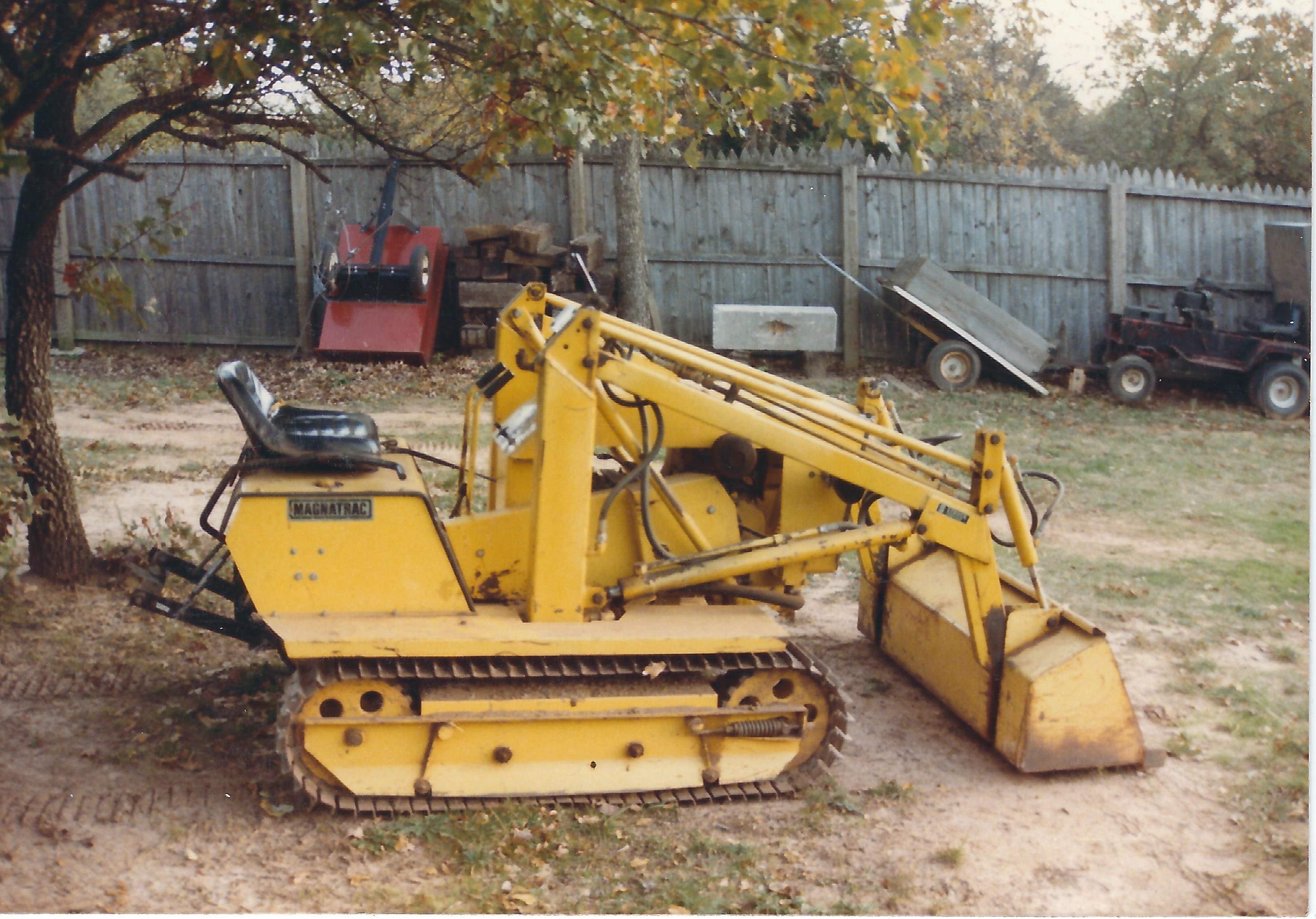 Magnatrac 1.jpg
