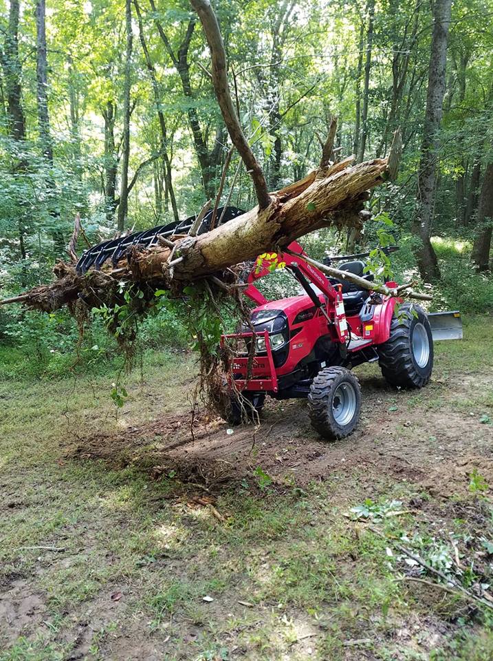 Mahindra15382.jpg