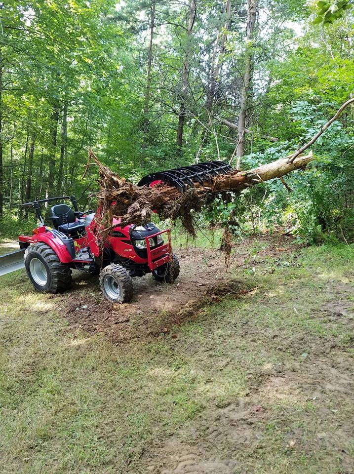 Mahindra15384.jpg