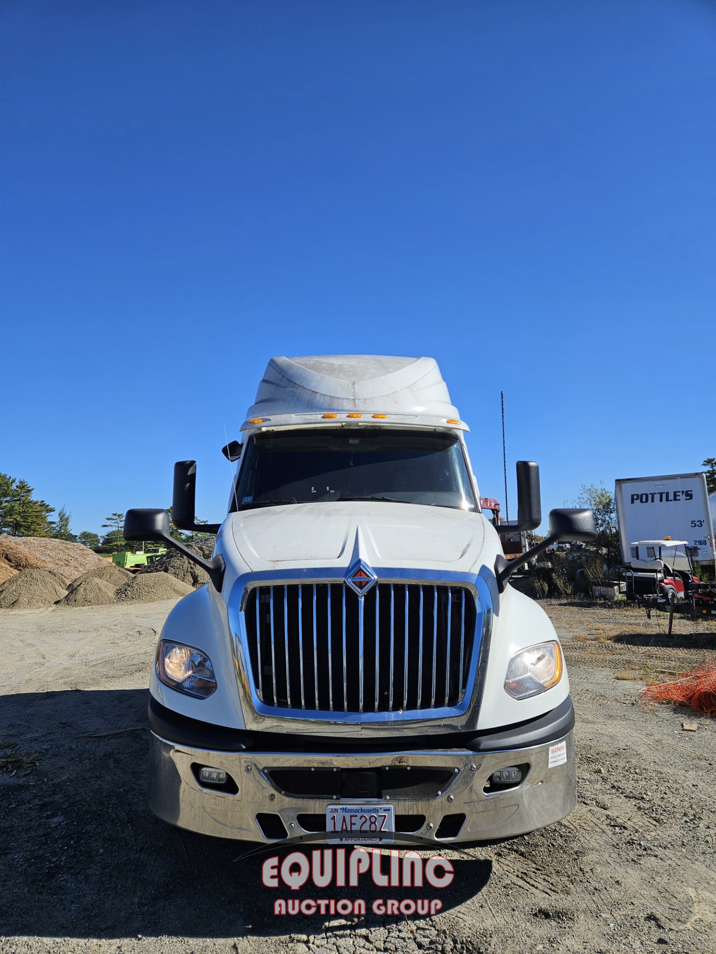2019 INTERNATIONAL LT625 TANDEM AXLE SLEEPER (A54607)