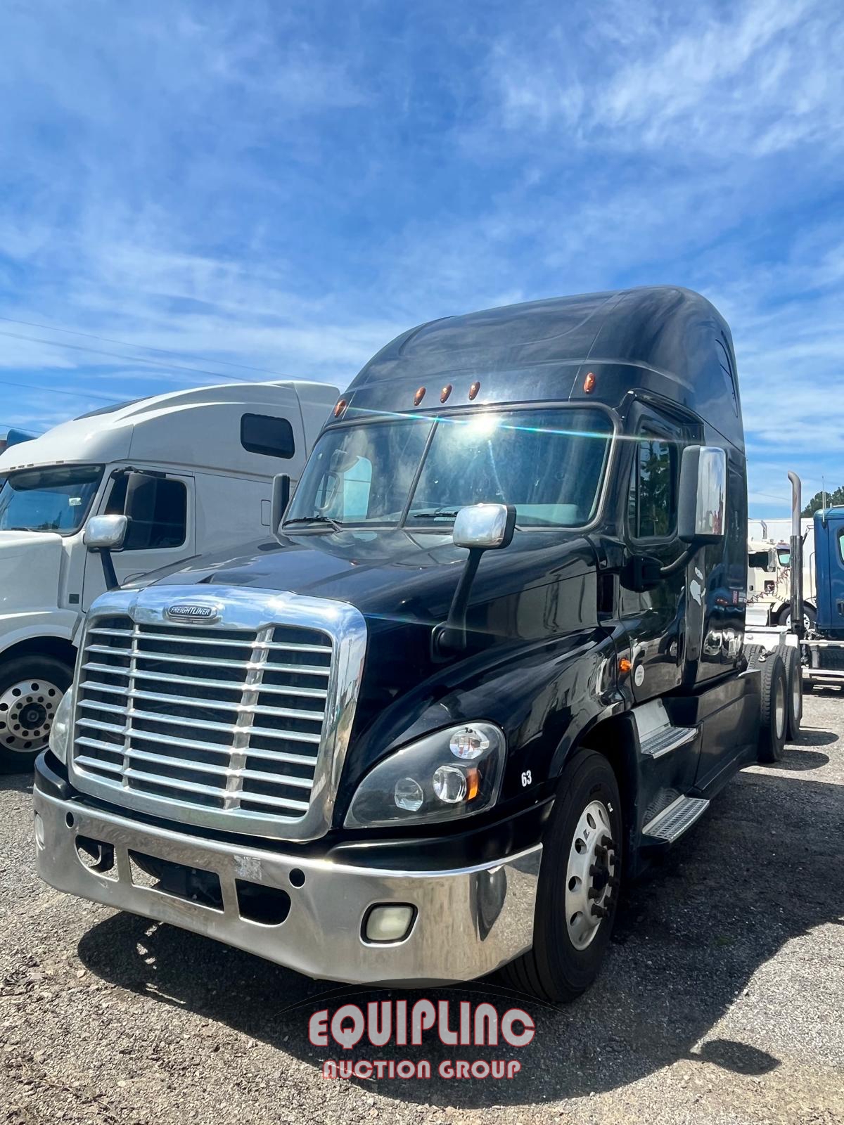 2018 FREIGHTLINER CASCADIA SLEEPER (A54313)