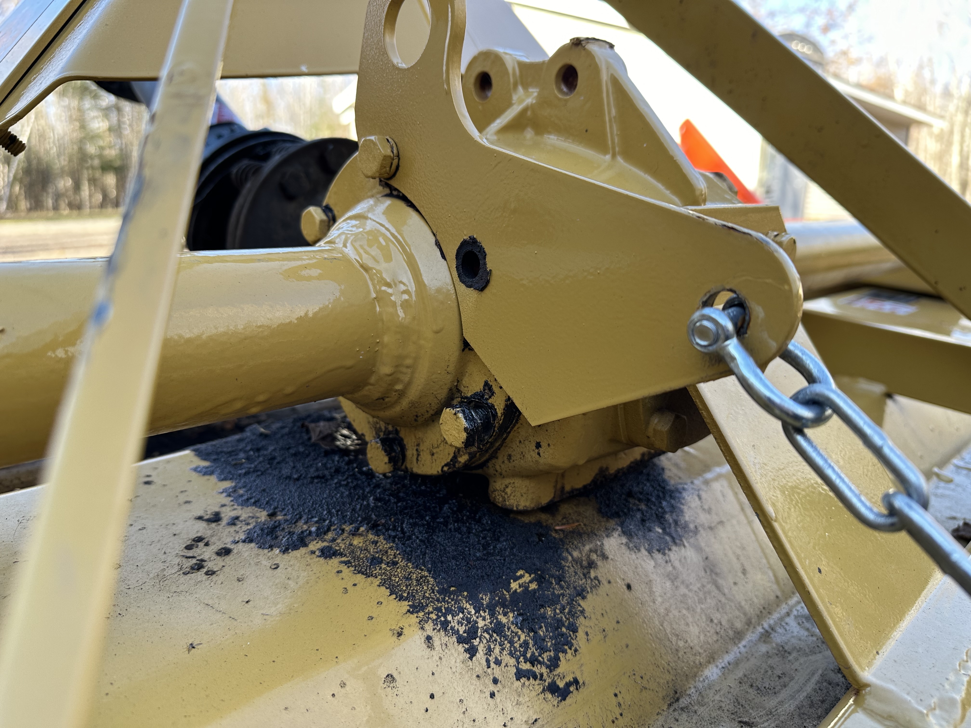 Missing Bolts on Gearbox.jpeg