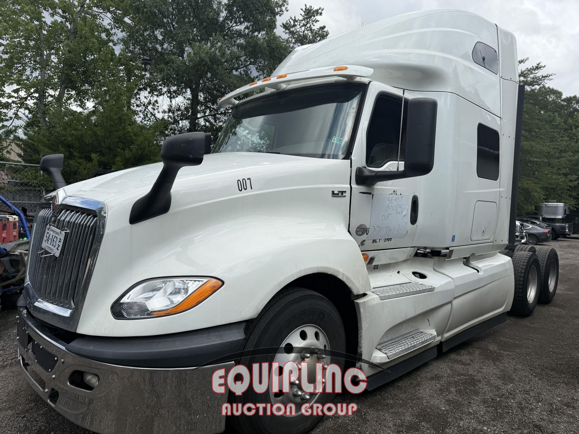 2019 INTERNATIONAL LT625 TANDEM AXLE SLEEPER (A54607)