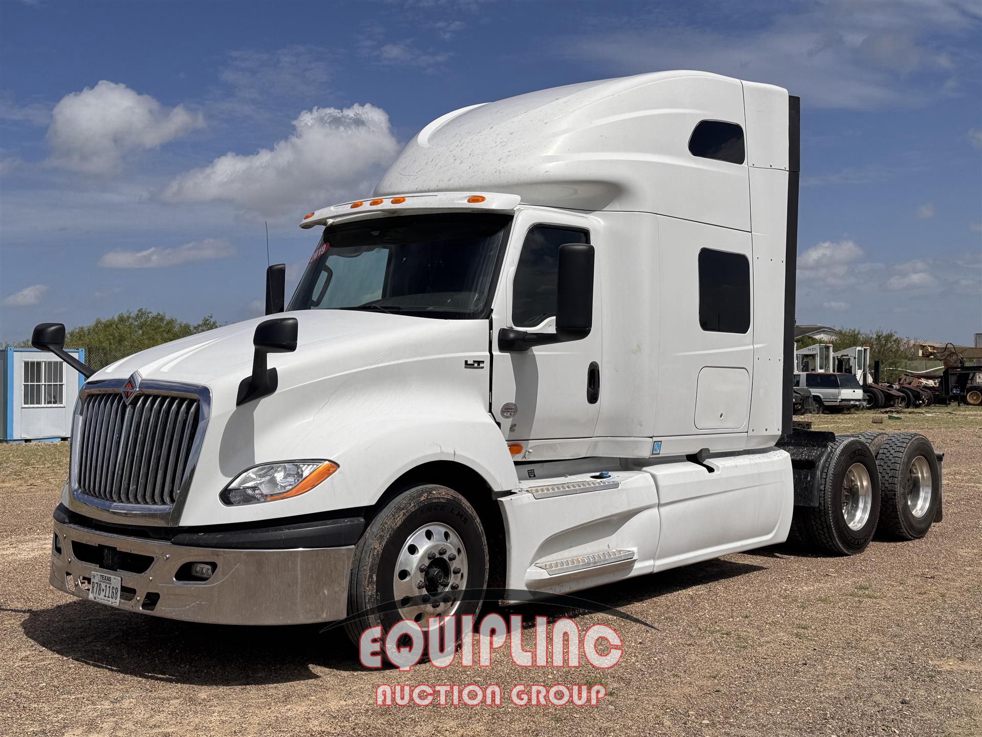 2019 INTERNATIONAL LT625 TANDEM AXLE SLEEPER (A51219)