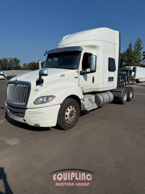 2020 INTERNATIONAL LT625 TANDEM AXLE SLEEPER (A53426)