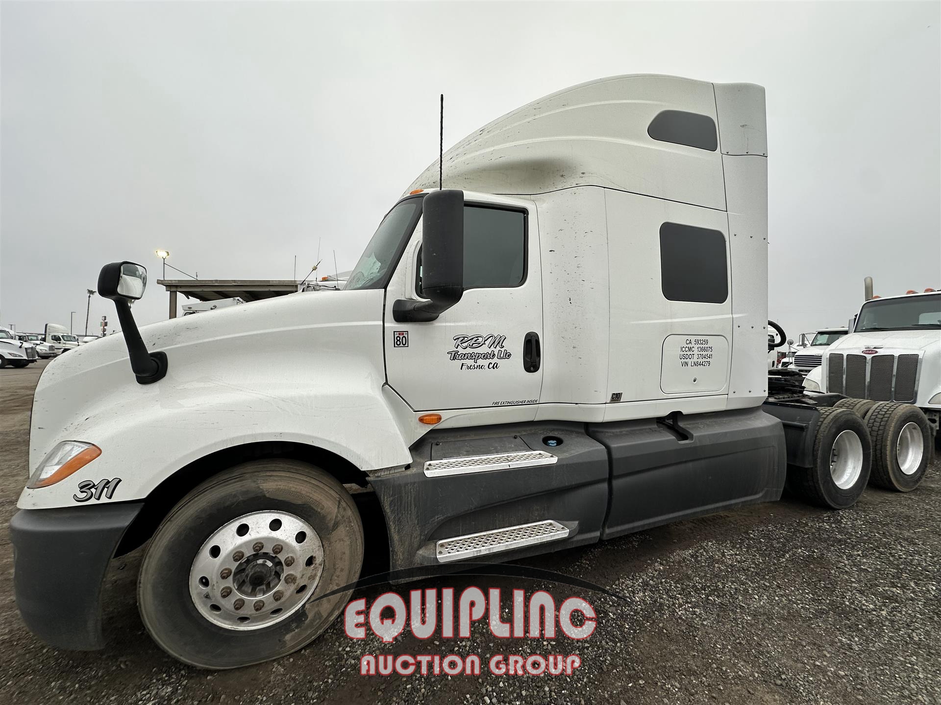 2020 INTERNATIONAL LT625 TANDEM AXLE SLEEPER (A59904)