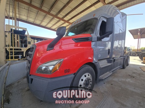 2020 FREIGHTLINER CASCADIA TANDEM AXLE SLEEPER (A50046)