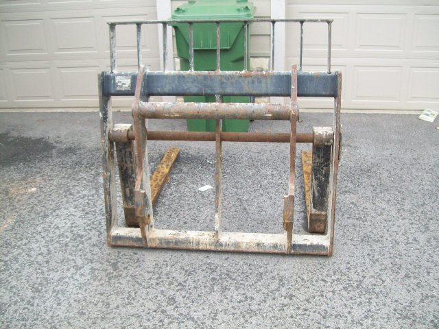 new bobcat 012.jpg
