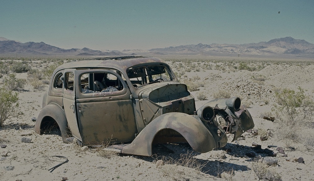 Old Car ertbn1-4-24.jpg