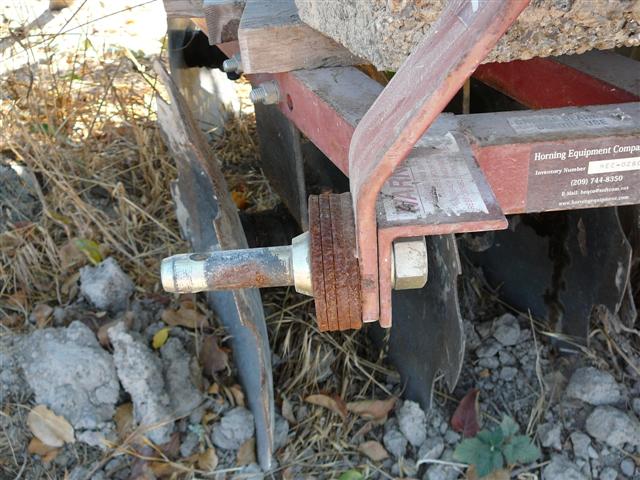 p1200137r4ftdiscpins-jpg.110154