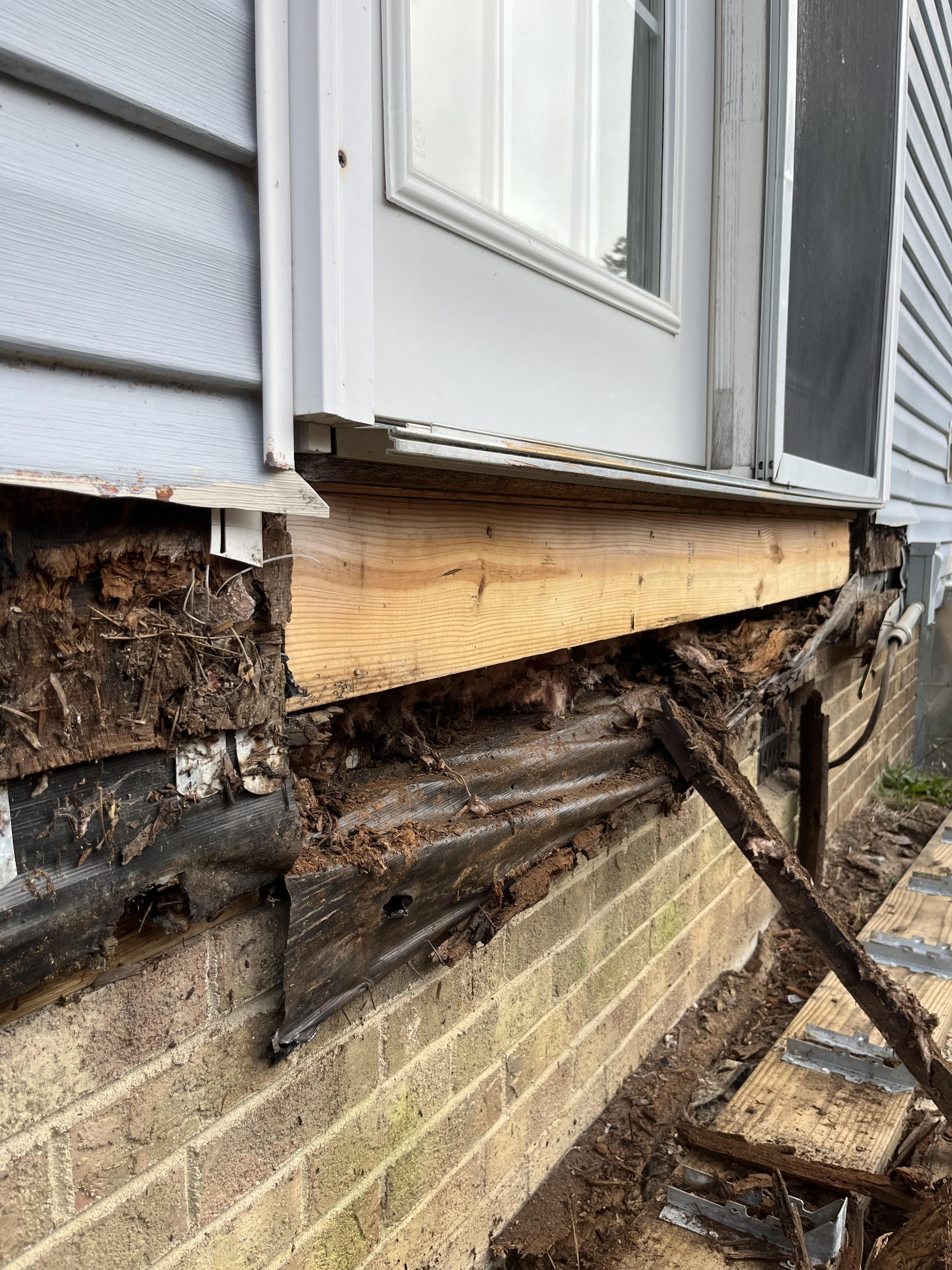 Porch 1.jpg