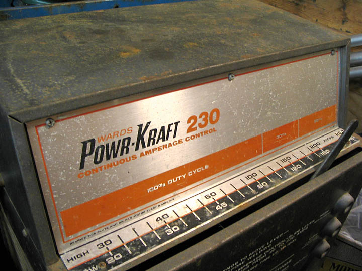 powrkraft-welder2989r-jpg.713593