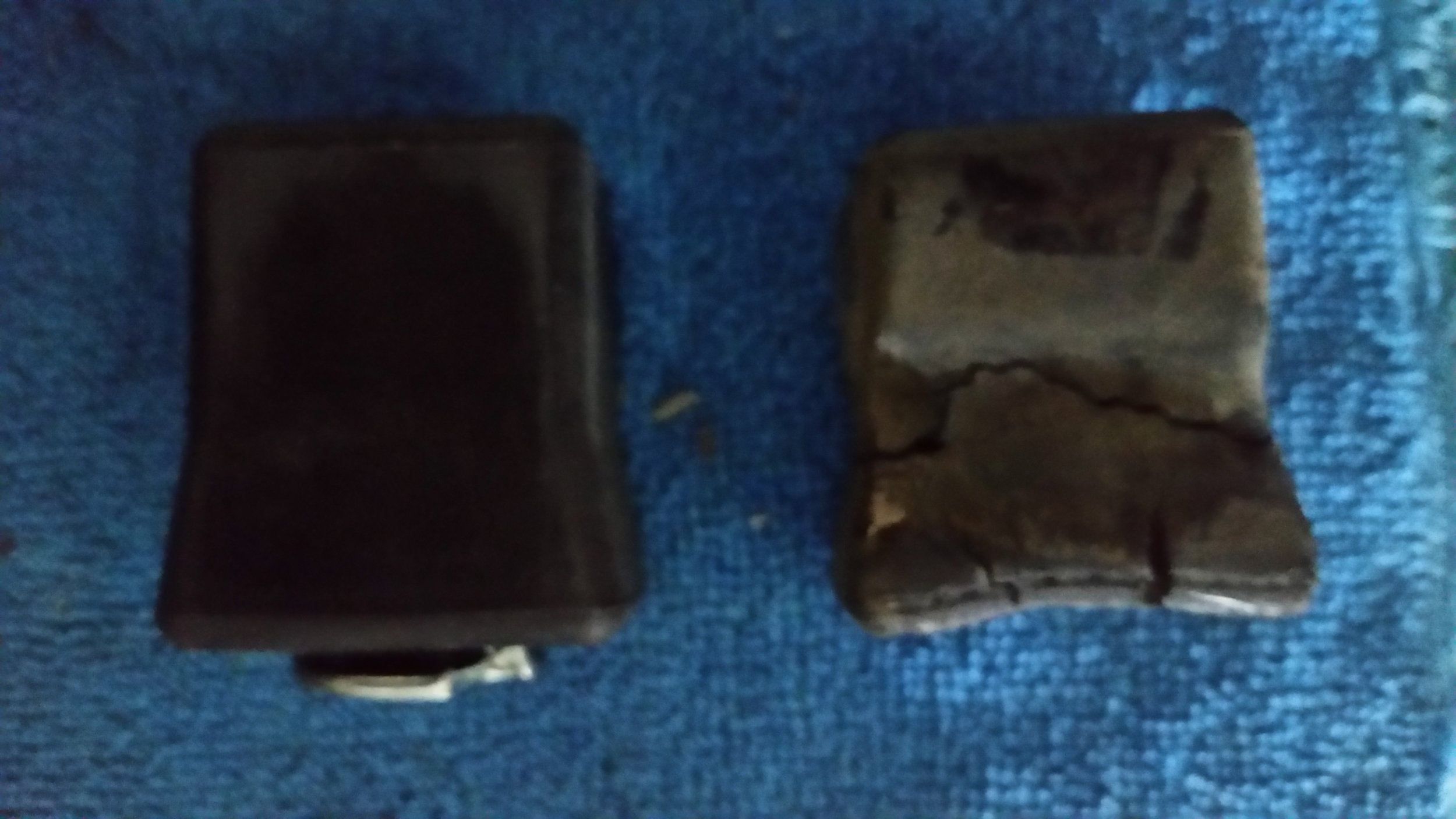 PT1850 Cooler Rubber Wedges - New and Cooked 8_140445.jpg