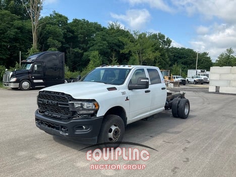 2024 RAM 3500 CAB & CHASSIS (A59575)