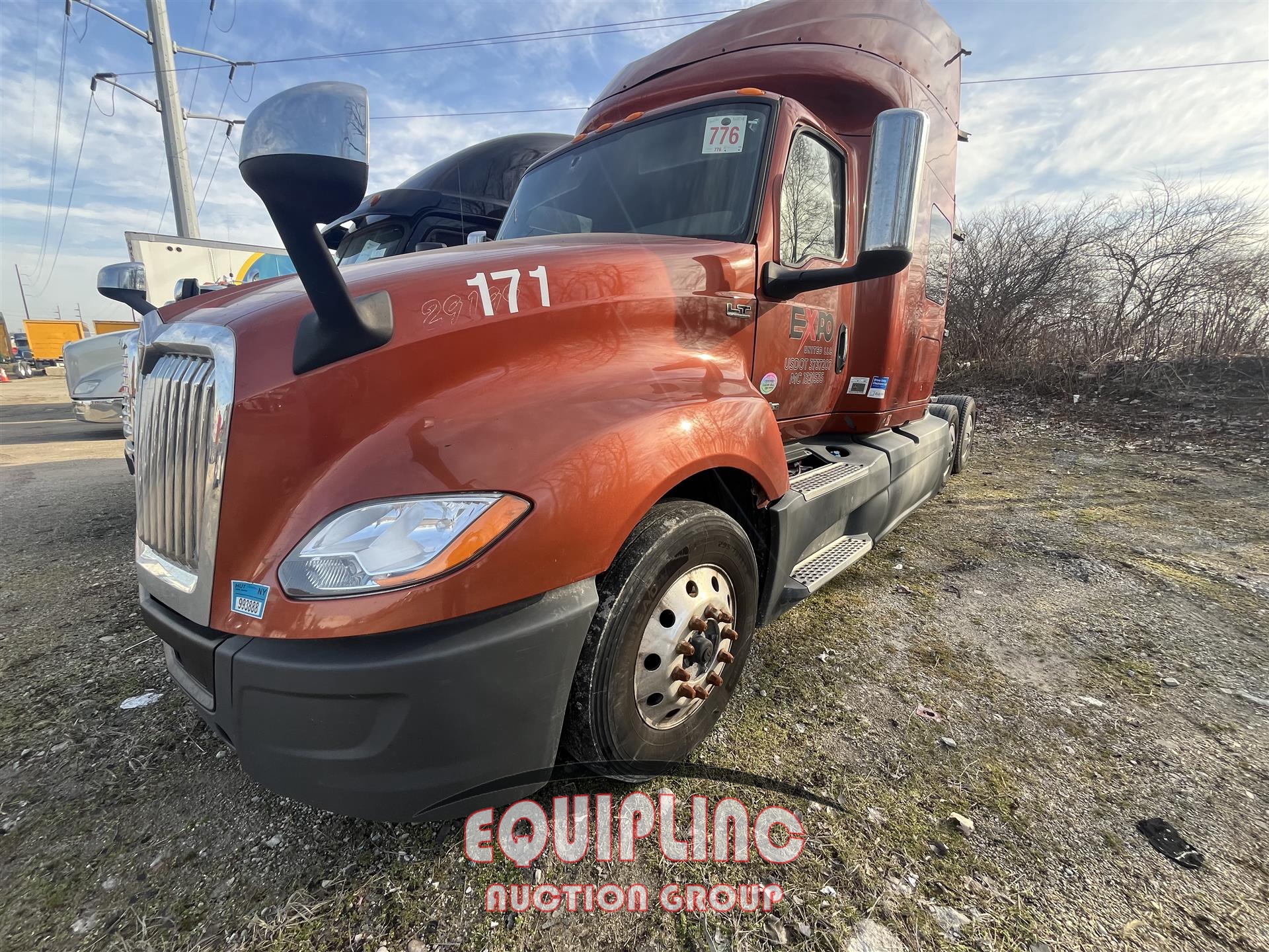 2019 INTERNATIONAL LT625 TANDEM AXLE SLEEPER (A45677)