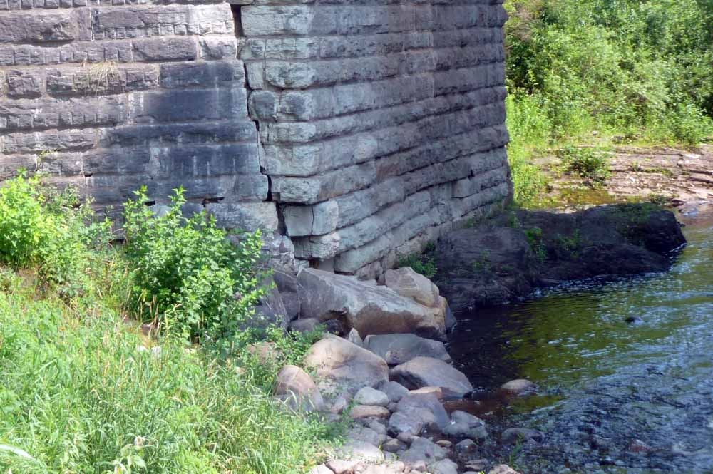 ramsyRRbridge399.jpg