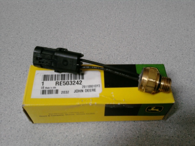JD Z445, what fuses go here? Or rather are any of them correct. Yes that  little piece of metal was a fuse, and I have no idea how it get that way.