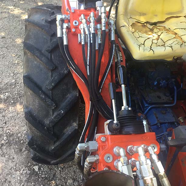 remote valve hoses.jpg