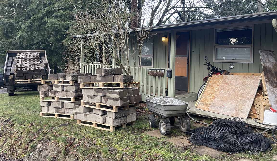 retaining wall blocks.jpg