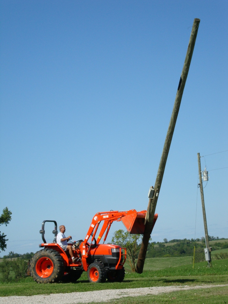 Richard n Pole removal Sept 09.jpg