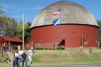 Round-Barn-Arcadia.jpg