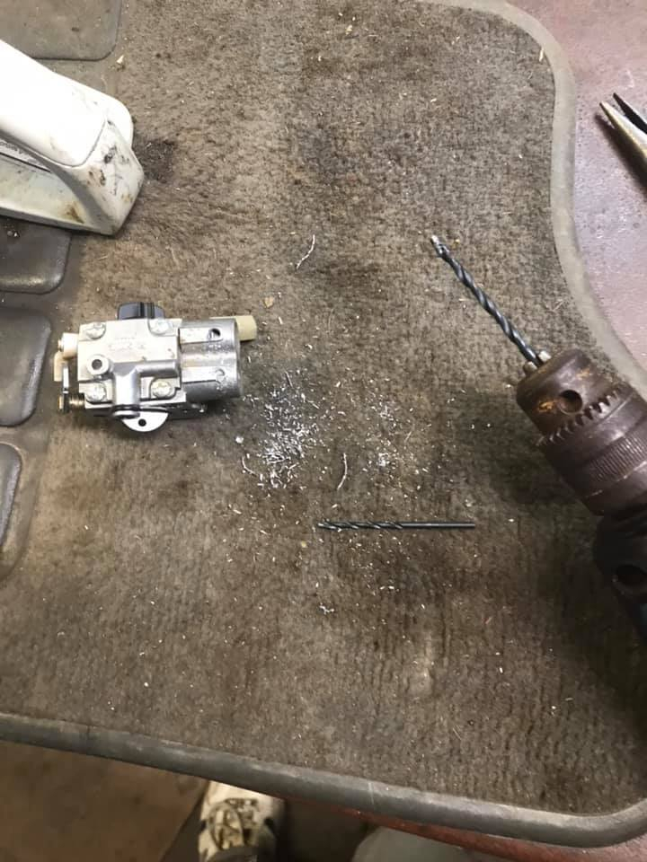s251carbb.jpg