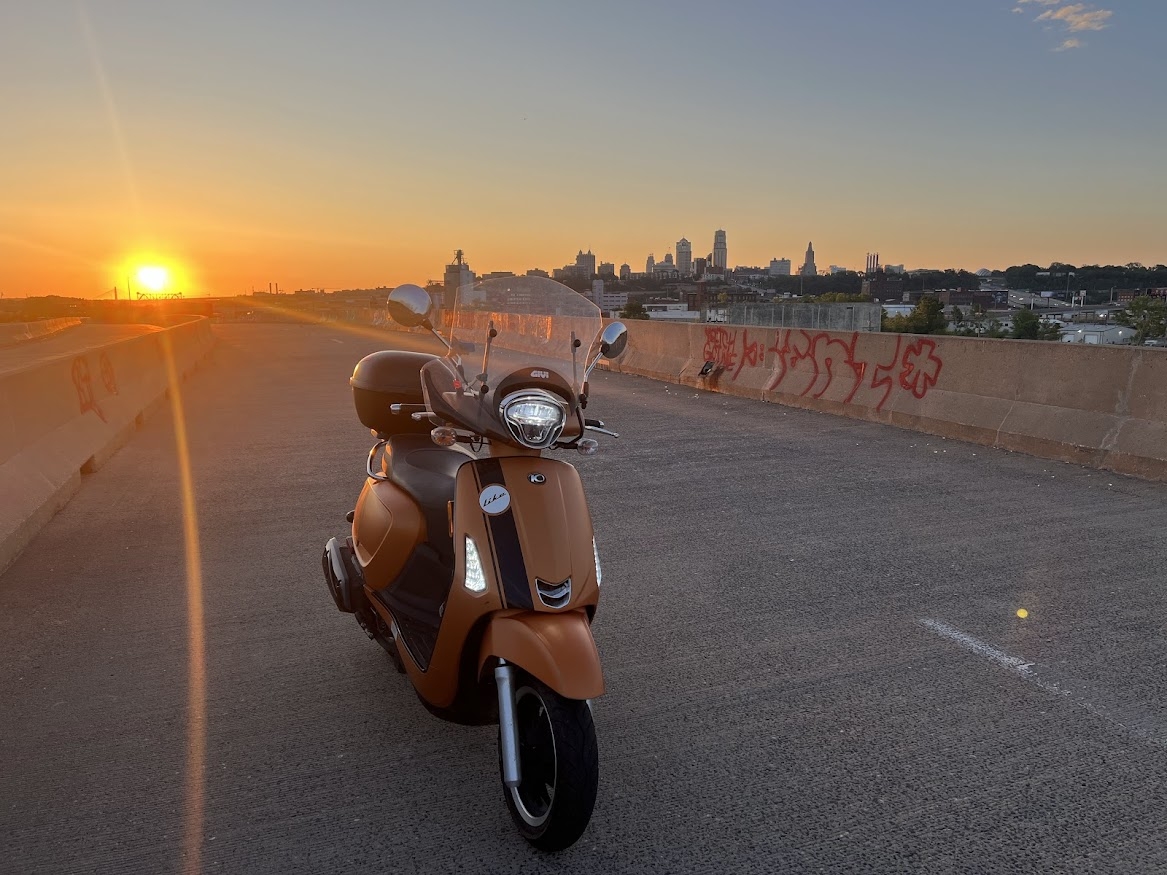 scoot2.jpg