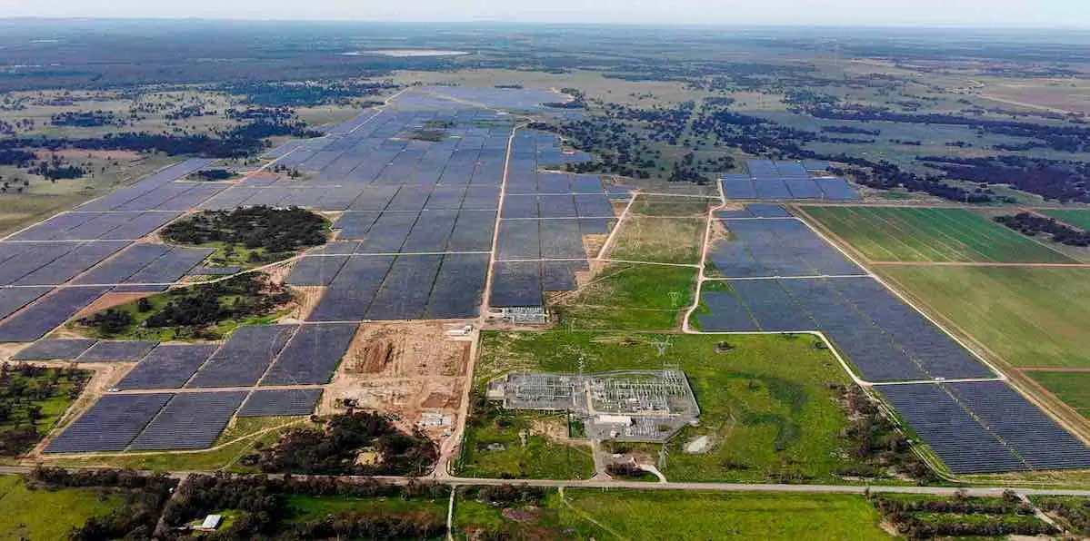 Solar farms - Oz style.jpg