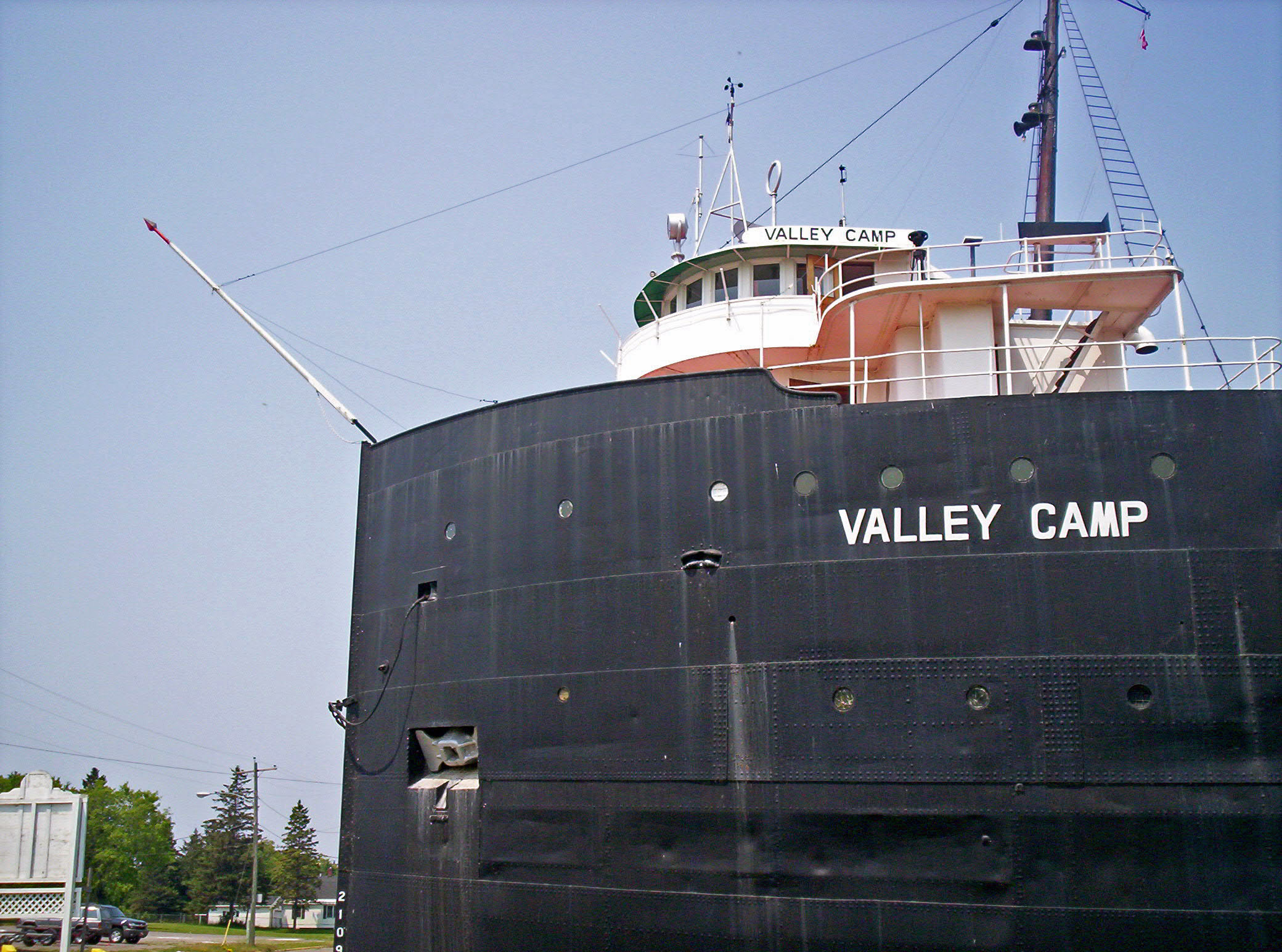 SS_Valley_Camp_bow.jpg