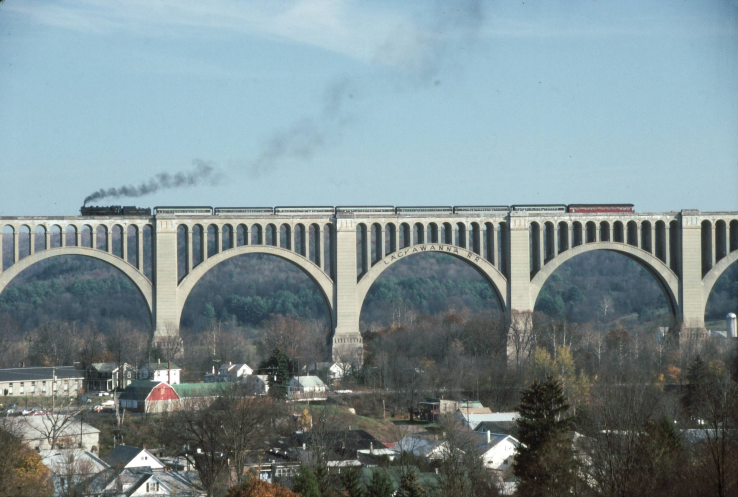 Steamtown-Nicholson-Viaduct.jpg