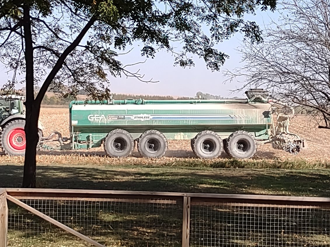 Stinky tank.jpg