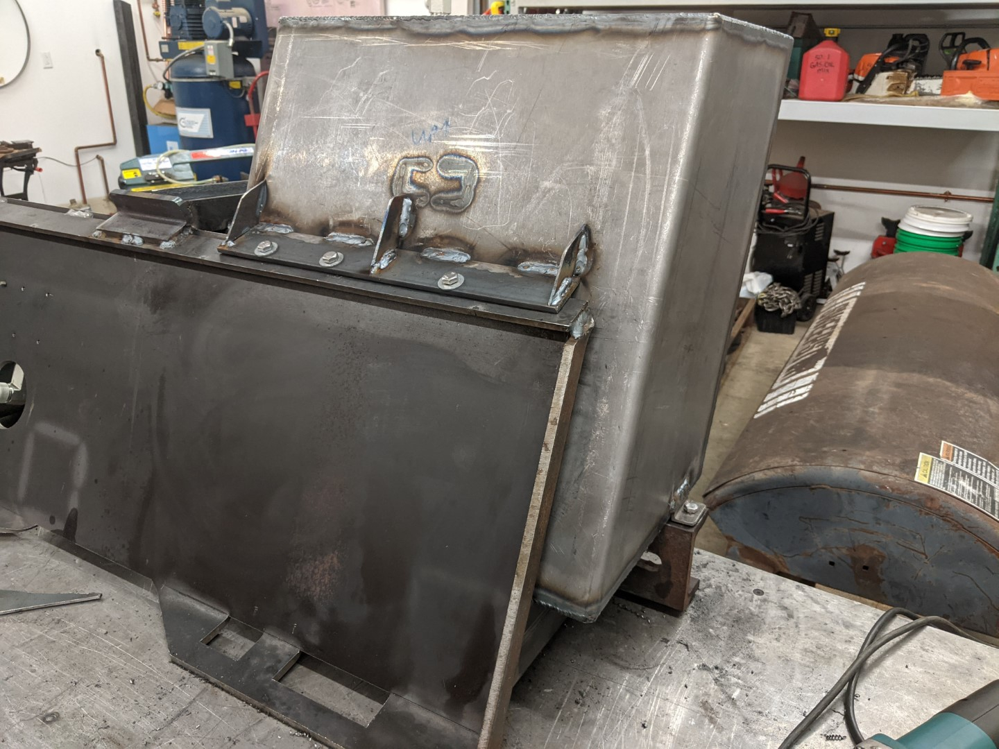 Tank mounting (6) (Large).jpg