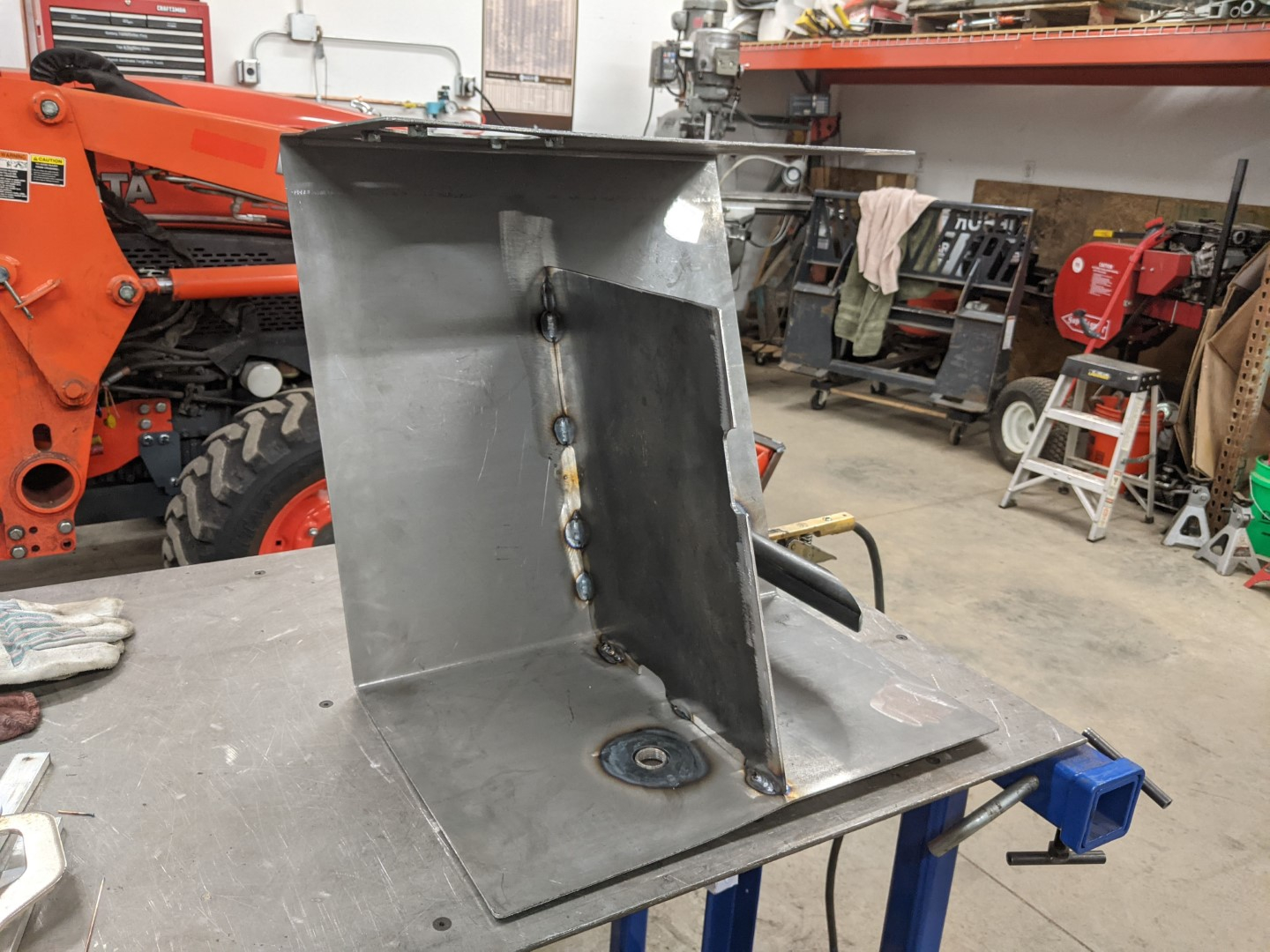 Tank welding internals (4) (Large).jpg