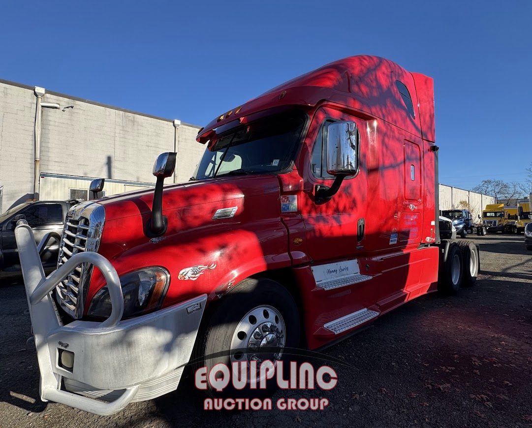 2016 FREIGHTLINER CASCADIA TANDEM AXLE SLEEPER (A59575)