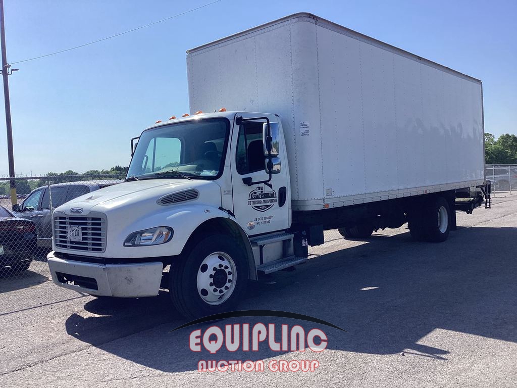 2017 FREIGHTLINER M2 26FT BOX TRUCK (A45677)